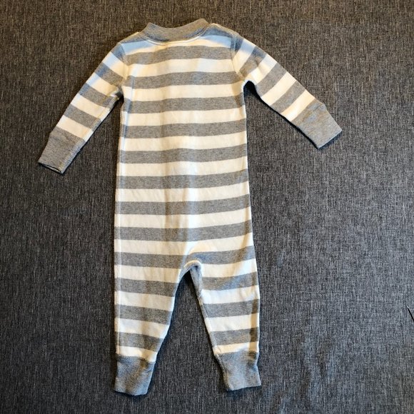HANNA ANDERSSON - Infant Sleeper - Size 3-6 mo - White & Gray stripes - Picture 2 of 7